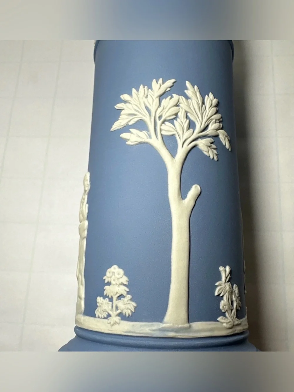 Wedgwood Spill Vase Blue White Jasperware 6.5